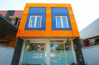 Losmen Family Syariah Bypass Juanda Mitra RedDoorz Hotels in Semampir