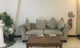 Robinland Residences - Hostel