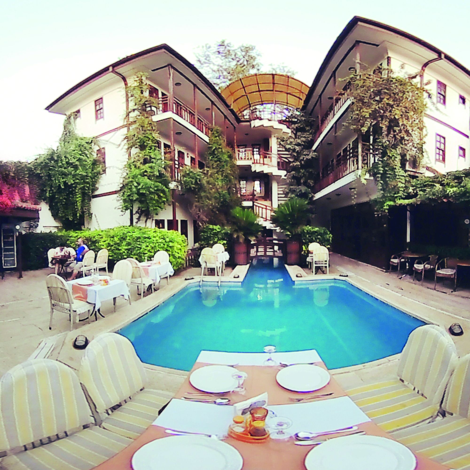 Hotel Karyatit Kaleiçi (Hotel Karyatit Kaleici)