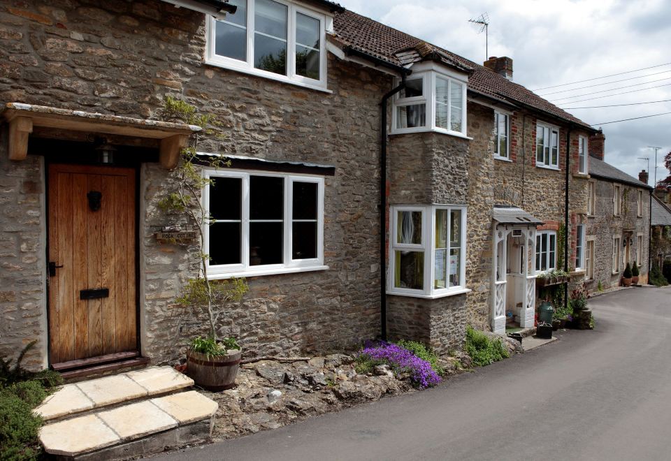 East View Barn, 2024