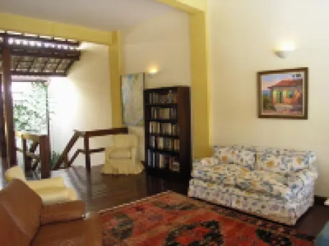 普薩達英坎託伊塔普酒店