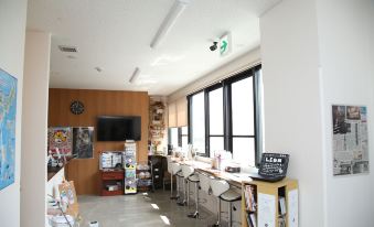 Airport Inn Naha Asahibashi Station - Hostel