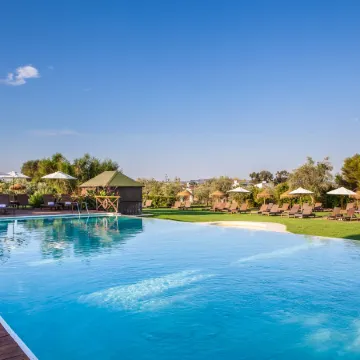 Convento do Espinheiro, Historic Hotel & Spa