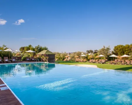 Convento do Espinheiro, Historic Hotel & Spa Hotels in Evora