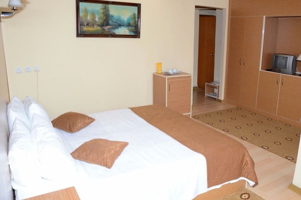 FLORYA PARK HOTEL