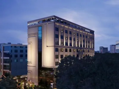 Novotel Chennai Chamiers Road Hotels near Ponnusamy Hotel Restaurant