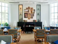 The Suites Hotel Jeju - Frühstück