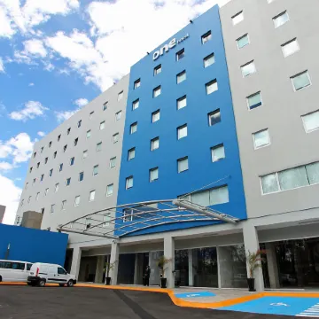 One Guadalajara Periferico Poniente