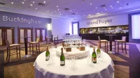 Holiday Inn Peterborough - West Các khách sạn ở Orton Waterville