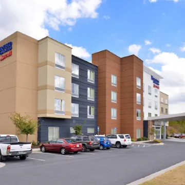 Fairfield Inn & Suites Calhoun