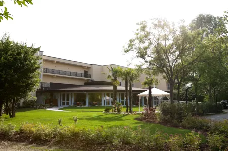 Park Hotel Junior Отели в г. Куарто-д'Альтино