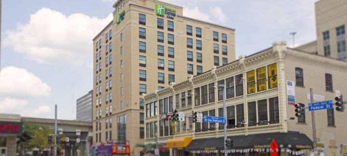 Holiday Inn Express & Suites PITTSBURGH NORTH SHORE by IHG Hotels in Pittsburgh