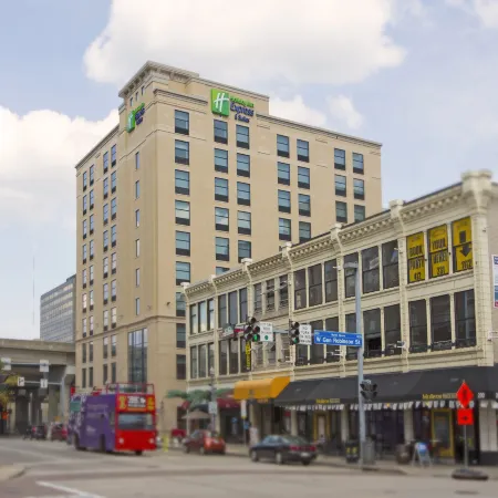 Holiday Inn Express & Suites PITTSBURGH NORTH SHORE by IHG