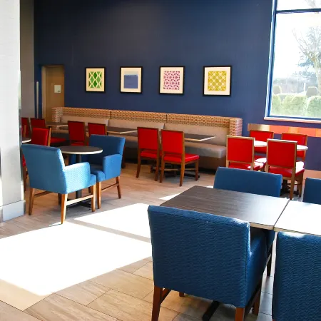 Holiday Inn Express Vancouver Airport - Richmond by IHG