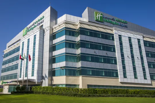 ホリデイ イン エクスプレス ドバイ エアポートの外観の様子