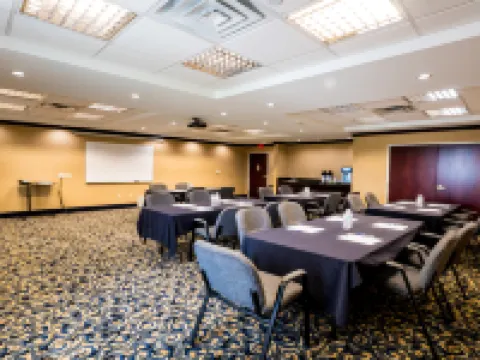 Holiday Inn Express & Suites PAMPA by IHG Hotels in Pampa