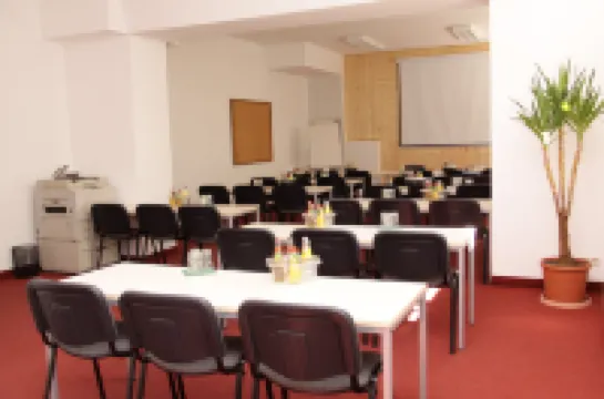 โรงแรม 3 ลินเดิน