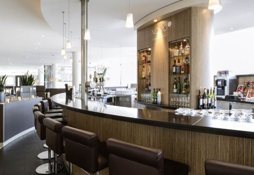 노보텔 객실 내부 이미지