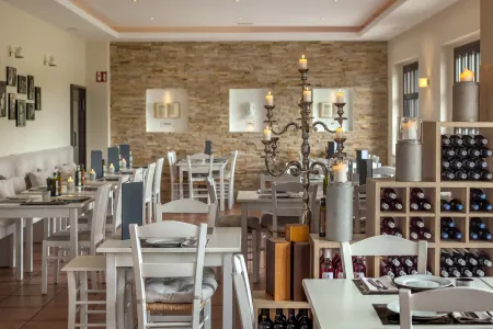 Hotel Omega Отели в г. Моерс-Винн