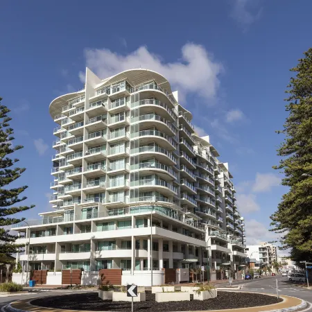 Oaks Glenelg Liberty Suites