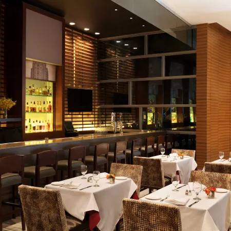Sheraton Tribeca New York Hotel Отели рядом с достопримечательностью «Улица Астор-плейс»