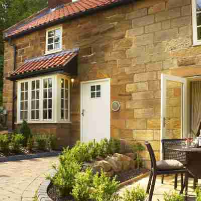 Saltmoore Hotel Exterior