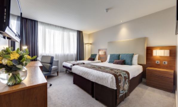 7. 시슬 런던 하이..