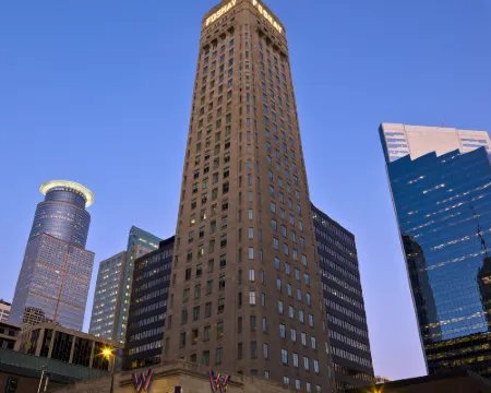 W Minneapolis - the Foshay Hotels in Minneapolis