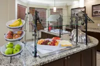 Compass by Margaritaville Hotel Naples - Aamiainen