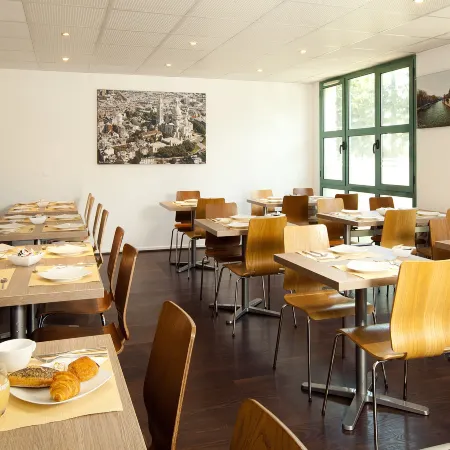 Séjours & Affaires Serris Rive Gauche