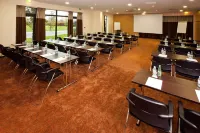 Appart Hôtel - Residhome Suites Paris Sénart Hôtels à : Varennes-Jarcy