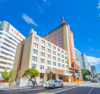 James Cook Hotel Grand Chancellor Hotels near i-SITE Bus Pickup Point