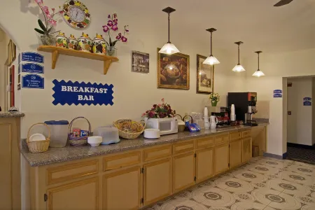 Americas Best Value Inn and Suites Bush International Airport