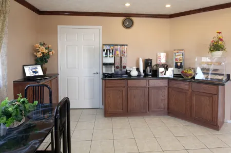 Americas Best Value Inn & Suites Hempstead