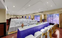 SRM Hotel Maraimalai Nagar Chennai Hotels in Kattankulathur