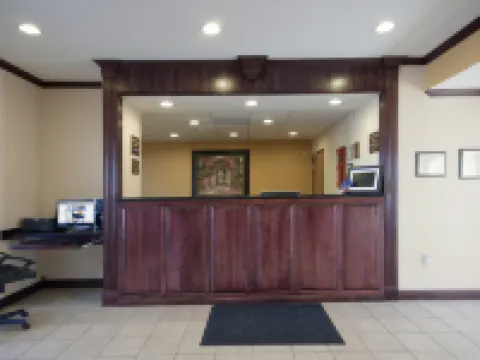 อเมริกาส์เบสต์แวลลูอินน์ เซนต์โรเบิร์ต โรงแรมในSaint Robert