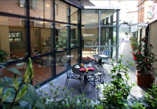 德斯埃特昂格斯酒店