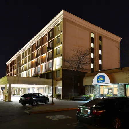 Best Western Plus Toronto Airport Hotel