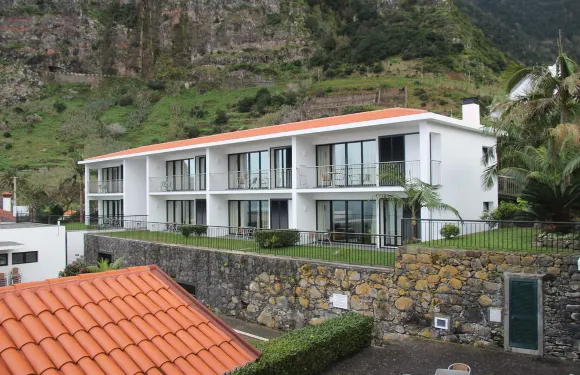 卡薩達卡普里尼亞酒店