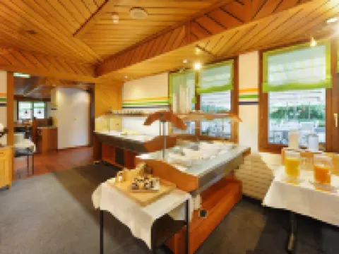 อัลฟา ทุน โรงแรมในธูน