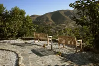 La Almunia del Valle Hotel a Cajar