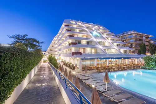 Hotel Montemar Maritim - Pools