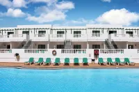 Apartamentos Tisalaya Lanzarote - piscina