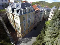 Ferdinandhof Apart-Hotel Отели в г. Karlovy Vary District