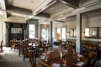 Hotel Ella Hotels in West Lake Hills