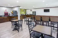 Days Inn by Wyndham Cave City Hotels in Park City