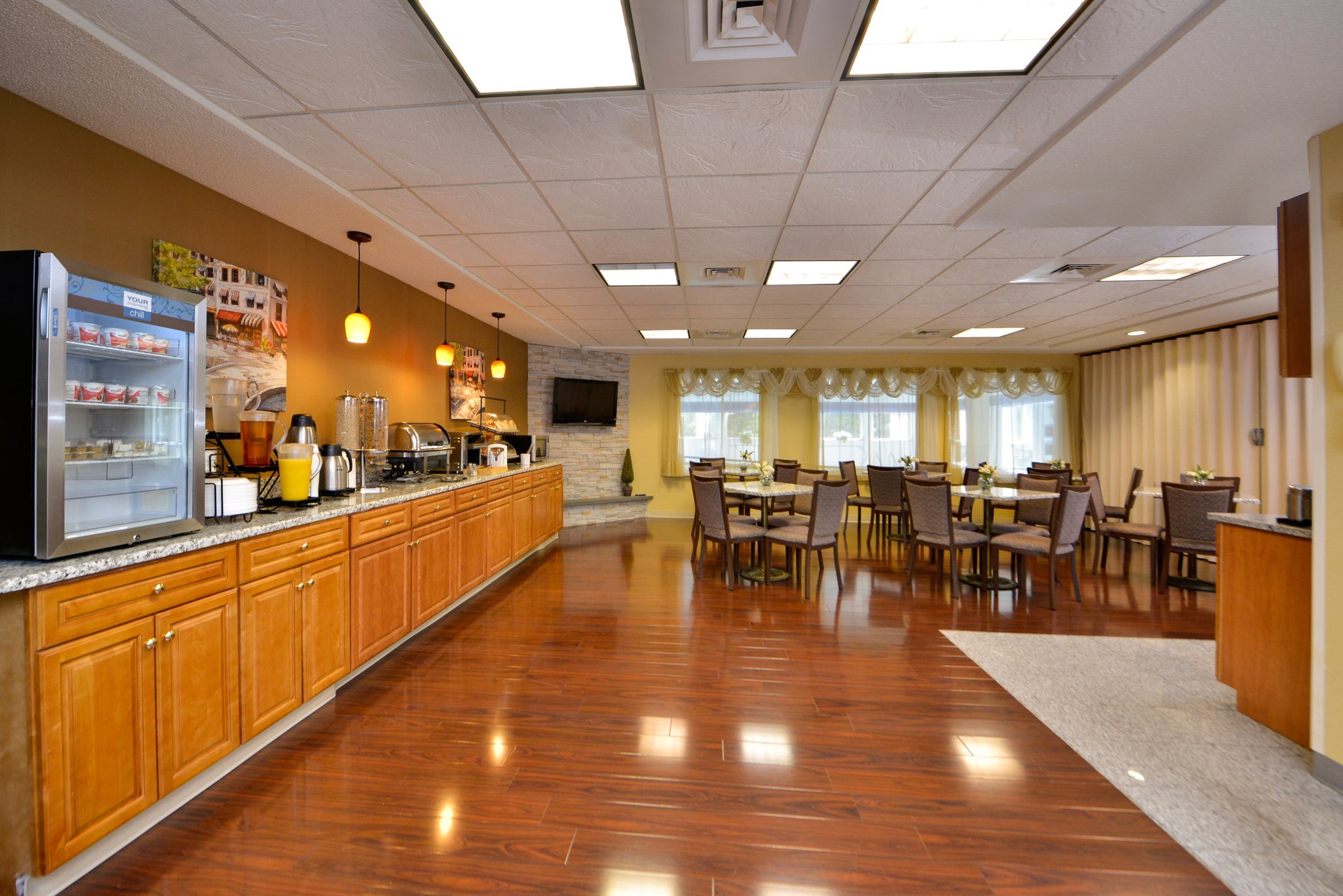 Best Western Plus New England Inn & Suites