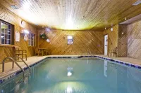 Holiday Inn Express & Suites CHARLOTTE by IHG Hotels in Eaton County