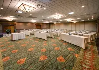 Holiday Inn & Suites des Moines-Northwest Hotels in Urbandale