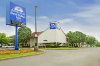 Travel Inn Motel Hotels near University of Hartford